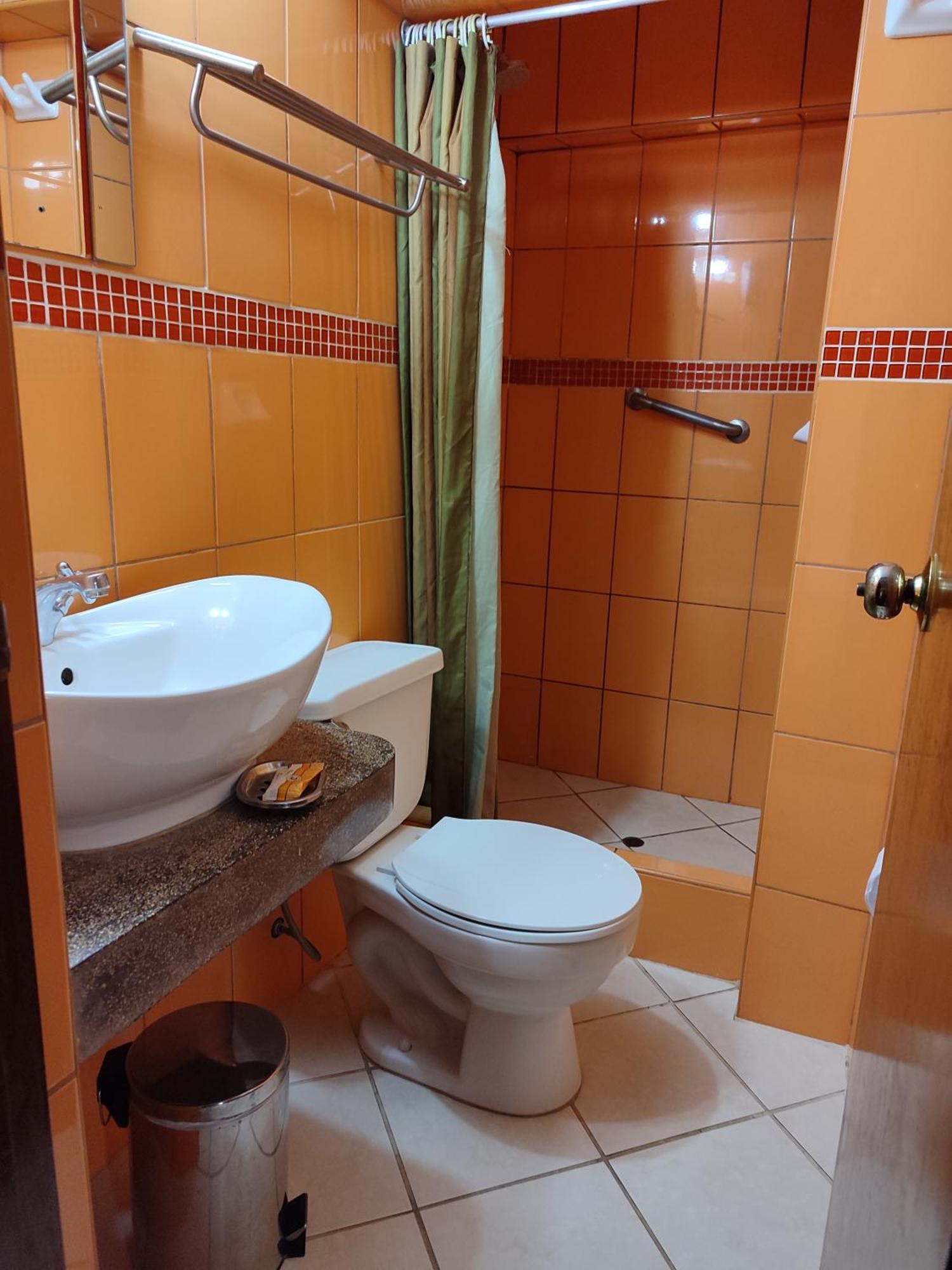 Andean Hostel 瓦拉斯 外观 照片