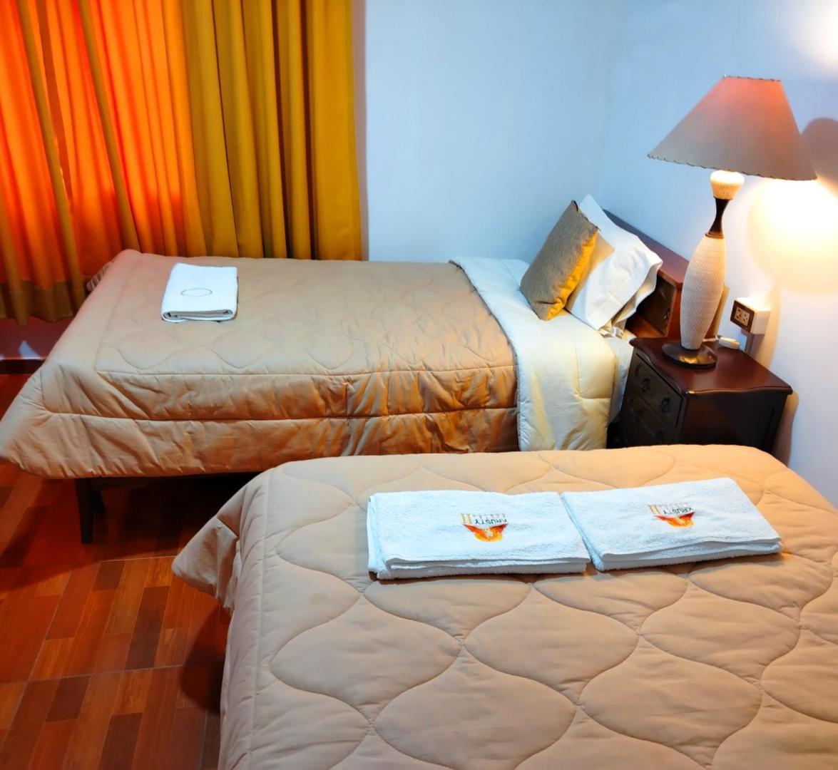 Andean Hostel 瓦拉斯 外观 照片