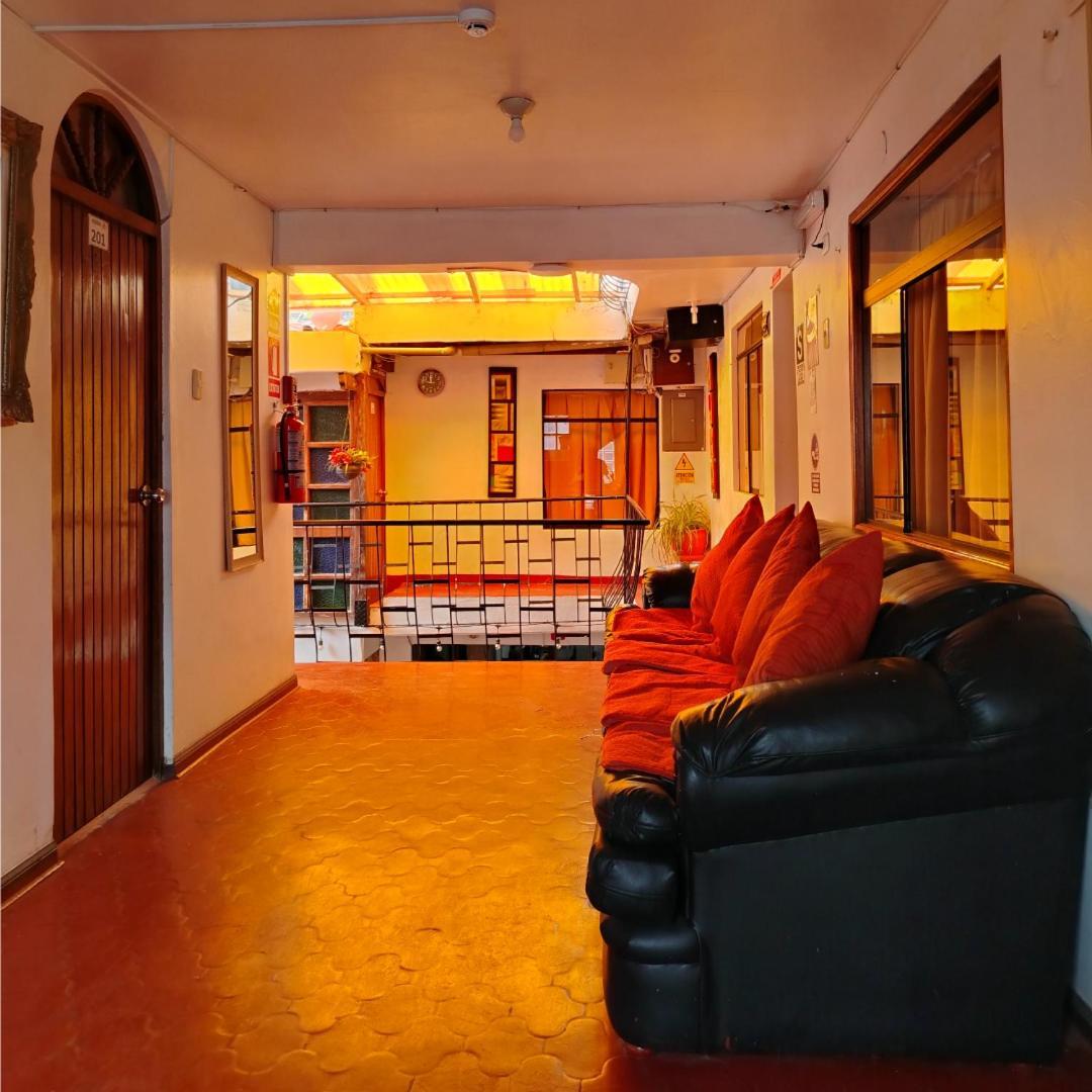 Andean Hostel 瓦拉斯 外观 照片