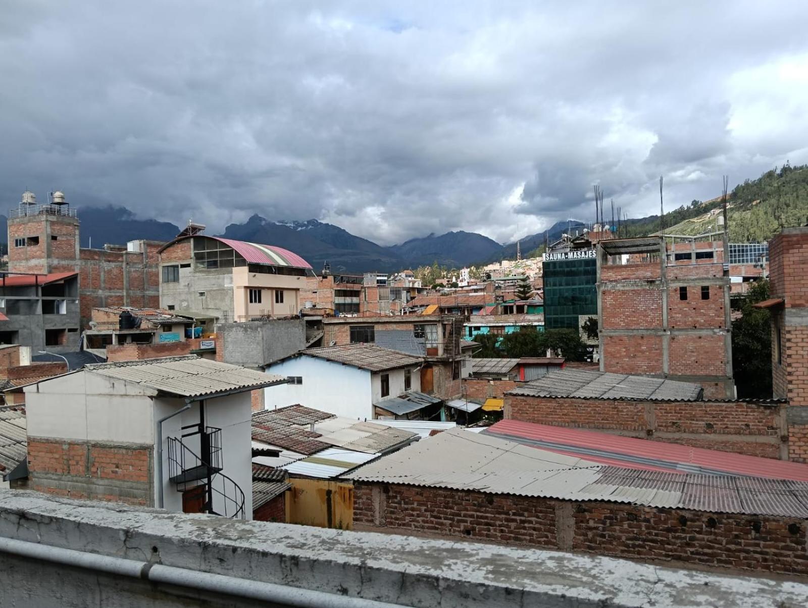 Andean Hostel 瓦拉斯 外观 照片