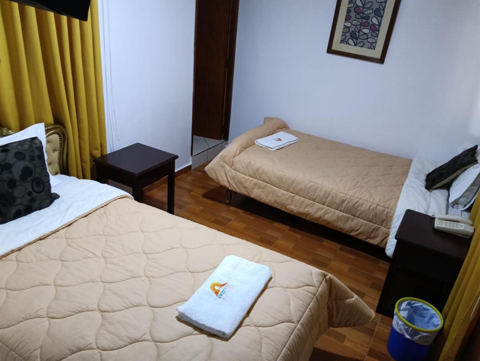 Andean Hostel 瓦拉斯 外观 照片